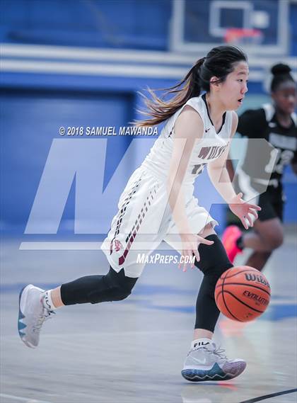 Thumbnail 3 in Palisades vs. Van Nuys photogallery.