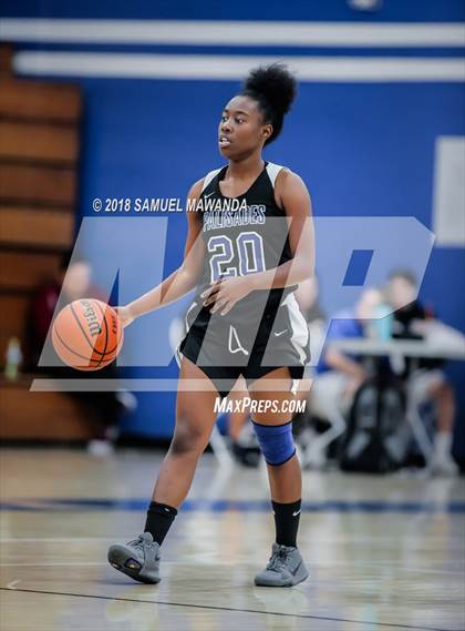 Thumbnail 2 in Palisades vs. Van Nuys photogallery.