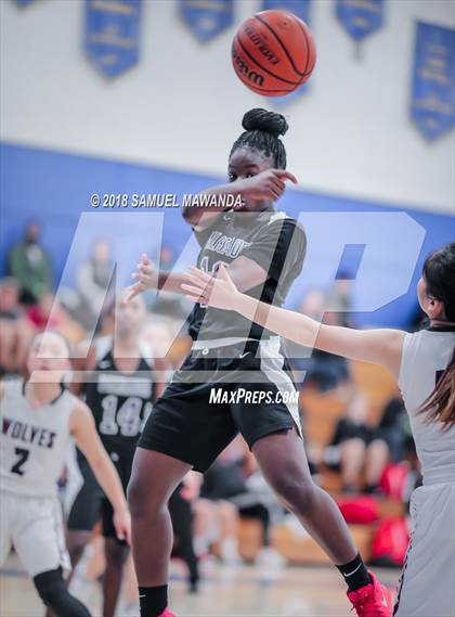 Thumbnail 2 in Palisades vs. Van Nuys photogallery.