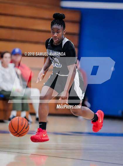 Thumbnail 1 in Palisades vs. Van Nuys photogallery.