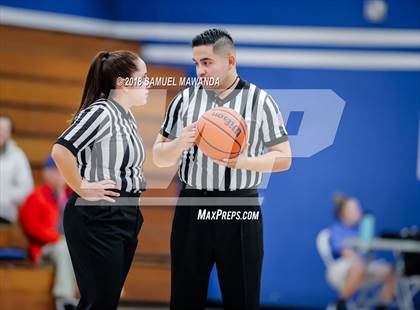 Thumbnail 2 in Palisades vs. Van Nuys photogallery.
