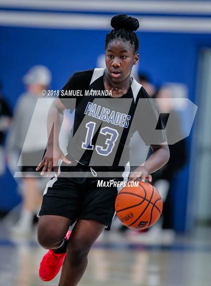 Thumbnail 3 in Palisades vs. Van Nuys photogallery.