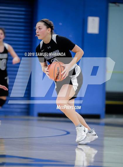 Thumbnail 3 in Palisades vs. Van Nuys photogallery.
