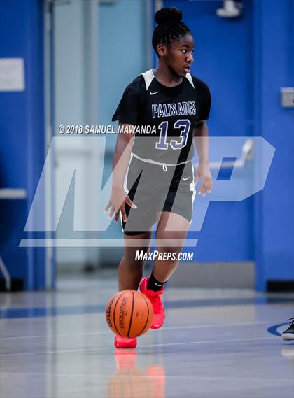 Thumbnail 3 in Palisades vs. Van Nuys photogallery.