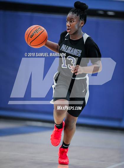 Thumbnail 3 in Palisades vs. Van Nuys photogallery.