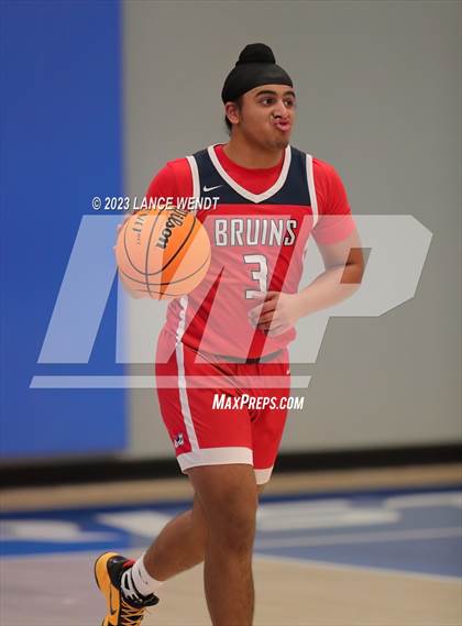 Thumbnail 2 in Sanford vs. Belleview Christian photogallery.