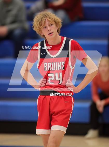 Thumbnail 2 in Sanford vs. Belleview Christian photogallery.