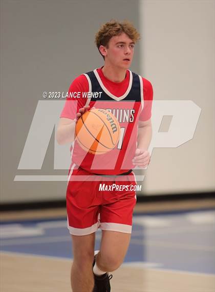 Thumbnail 2 in Sanford vs. Belleview Christian photogallery.