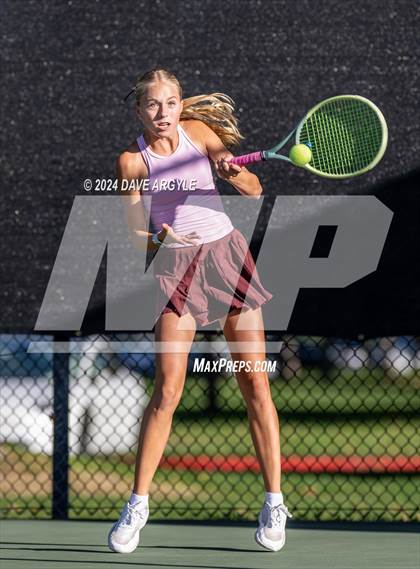 Thumbnail 1 in UHSAA 6A & 4A Tennis Tournament photogallery.