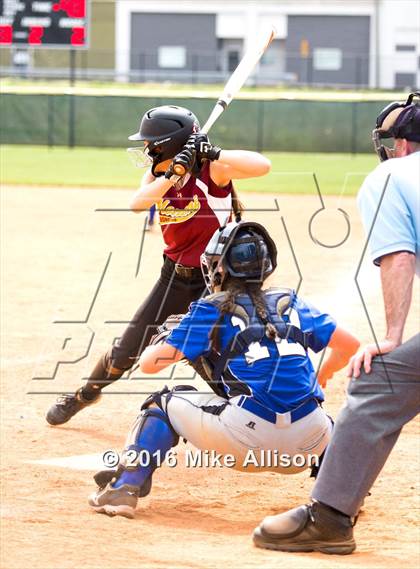 Thumbnail 3 in Girls Prep vs Montini photogallery.