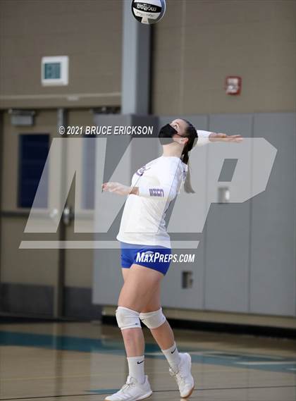 Thumbnail 1 in Central @ Del Lago Academy photogallery.