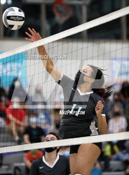 Thumbnail 1 in Central @ Del Lago Academy photogallery.