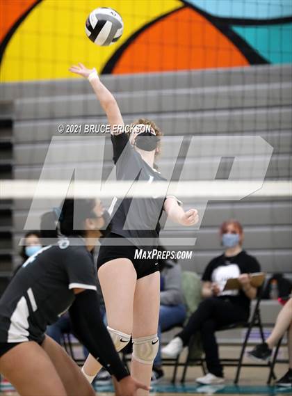 Thumbnail 3 in Central @ Del Lago Academy photogallery.