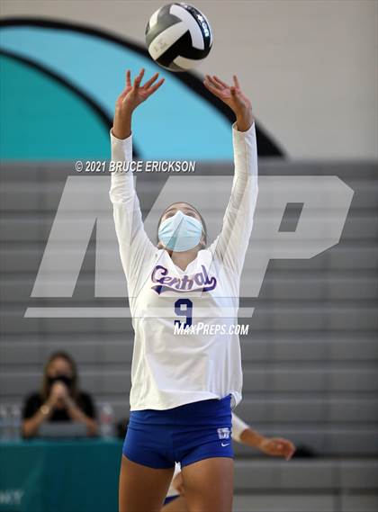 Thumbnail 2 in Central @ Del Lago Academy photogallery.
