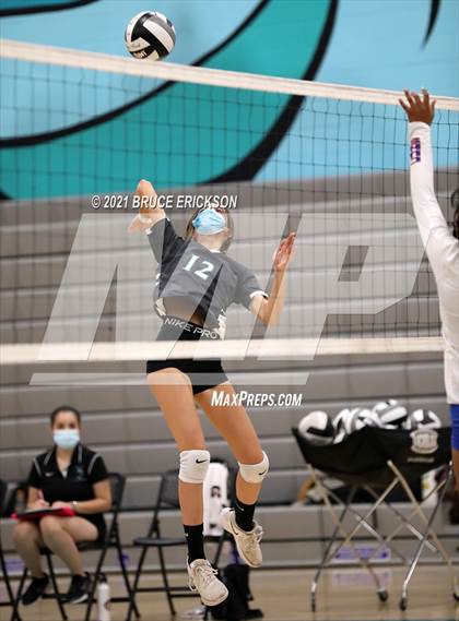 Thumbnail 2 in Central @ Del Lago Academy photogallery.