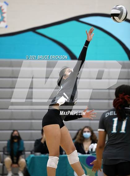 Thumbnail 3 in Central @ Del Lago Academy photogallery.