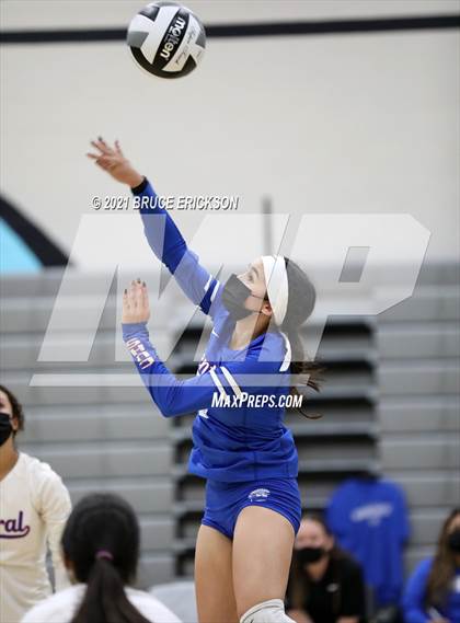 Thumbnail 1 in Central @ Del Lago Academy photogallery.