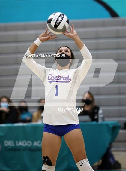 Thumbnail 3 in Central @ Del Lago Academy photogallery.