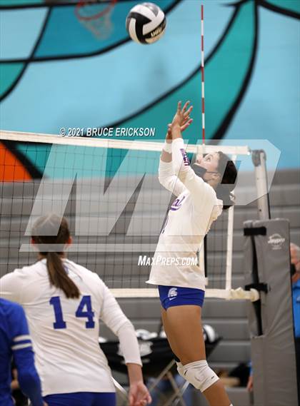Thumbnail 2 in Central @ Del Lago Academy photogallery.