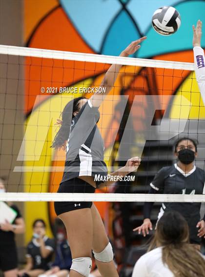 Thumbnail 3 in Central @ Del Lago Academy photogallery.