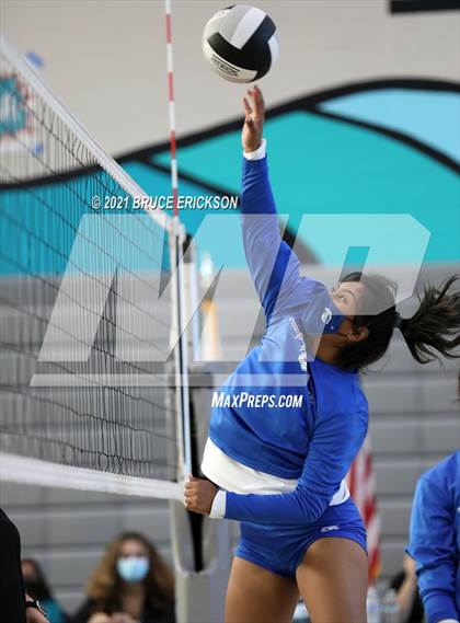 Thumbnail 3 in Central @ Del Lago Academy photogallery.