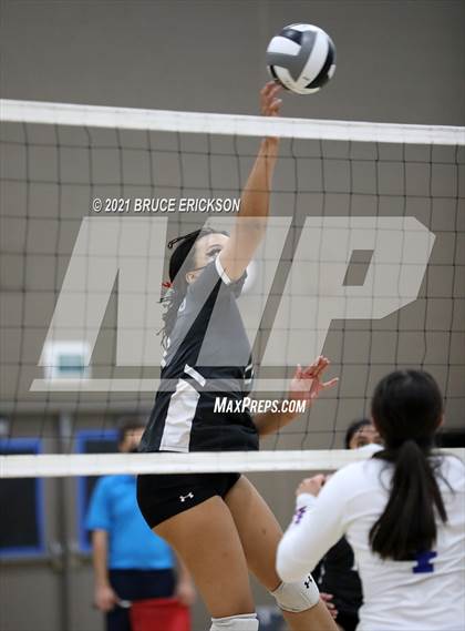 Thumbnail 2 in Central @ Del Lago Academy photogallery.