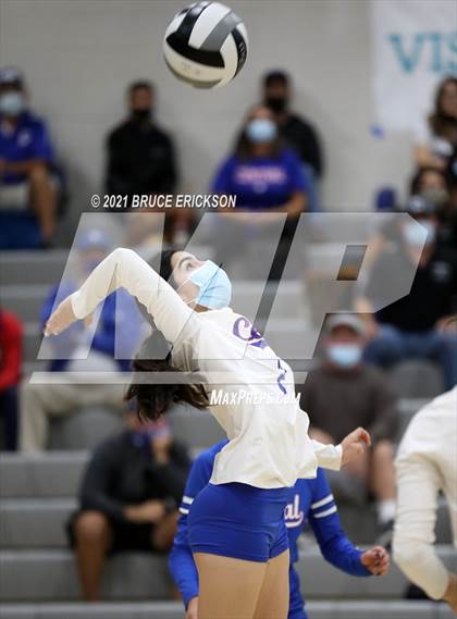 Thumbnail 2 in Central @ Del Lago Academy photogallery.
