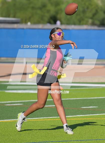Thumbnail 2 in Mountain Ridge vs Mountain View (Make Your Mark Invitational) photogallery.