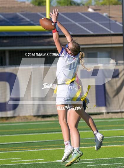 Thumbnail 3 in Mountain Ridge vs Mountain View (Make Your Mark Invitational) photogallery.