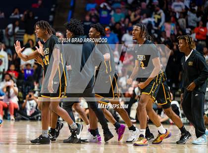 Thumbnail 1 in Farmville Central vs Reidsville (NCHSAA 2A Final) photogallery.