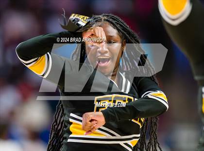 Thumbnail 3 in Farmville Central vs Reidsville (NCHSAA 2A Final) photogallery.