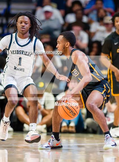 Thumbnail 2 in Farmville Central vs Reidsville (NCHSAA 2A Final) photogallery.