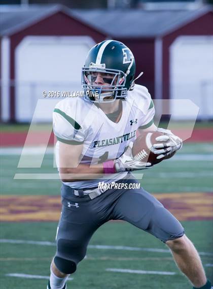 Thumbnail 3 in Pleasantville vs. Glens Falls (NYSPHSAA Class B Semifinal) photogallery.
