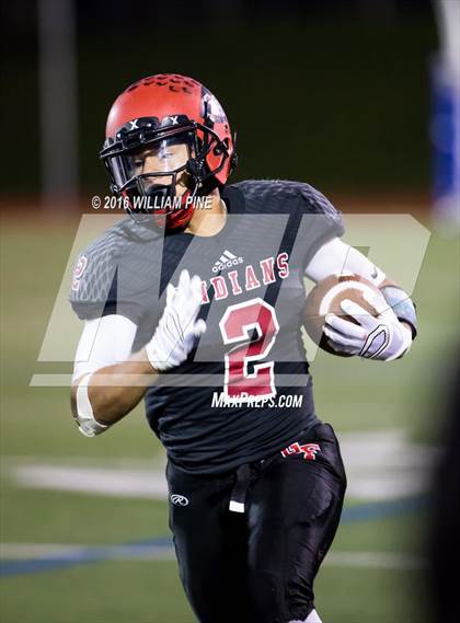 Thumbnail 2 in Pleasantville vs. Glens Falls (NYSPHSAA Class B Semifinal) photogallery.