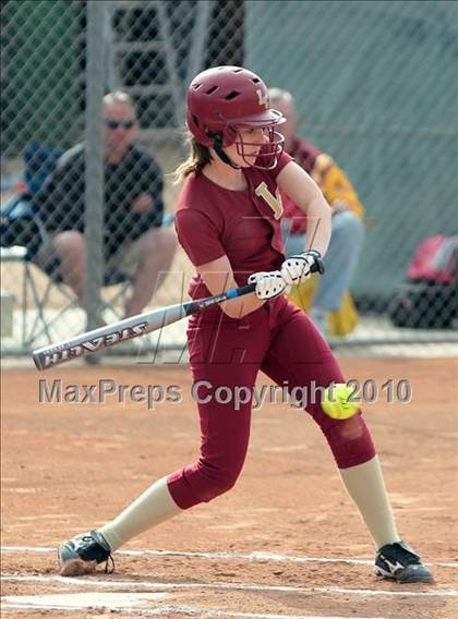 Thumbnail 2 in La Canada vs. Kennedy (T.O.Tournament) photogallery.