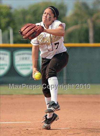 Thumbnail 3 in La Canada vs. Kennedy (T.O.Tournament) photogallery.
