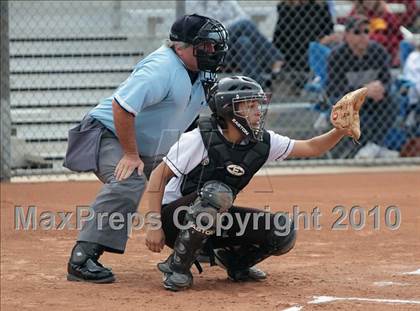 Thumbnail 3 in La Canada vs. Kennedy (T.O.Tournament) photogallery.