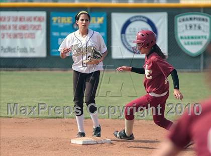 Thumbnail 2 in La Canada vs. Kennedy (T.O.Tournament) photogallery.