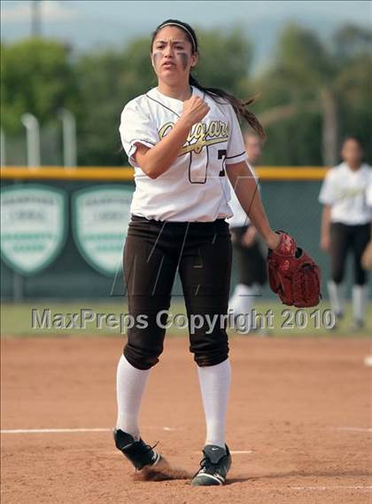 Thumbnail 2 in La Canada vs. Kennedy (T.O.Tournament) photogallery.