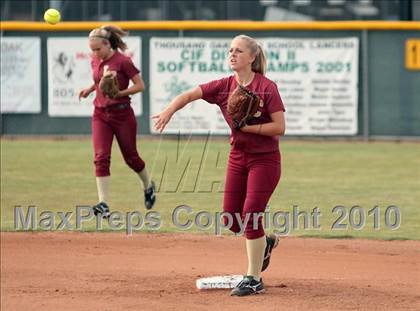 Thumbnail 3 in La Canada vs. Kennedy (T.O.Tournament) photogallery.