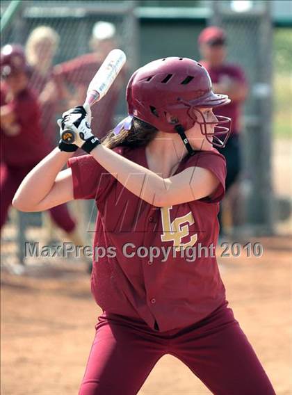 Thumbnail 3 in La Canada vs. Kennedy (T.O.Tournament) photogallery.