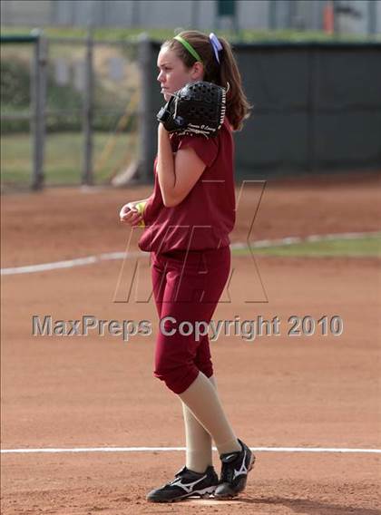 Thumbnail 1 in La Canada vs. Kennedy (T.O.Tournament) photogallery.