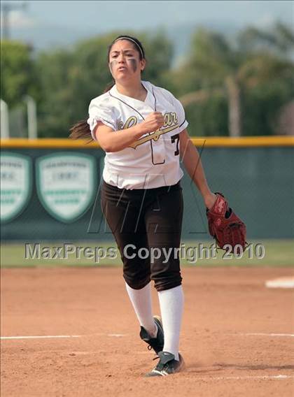 Thumbnail 1 in La Canada vs. Kennedy (T.O.Tournament) photogallery.