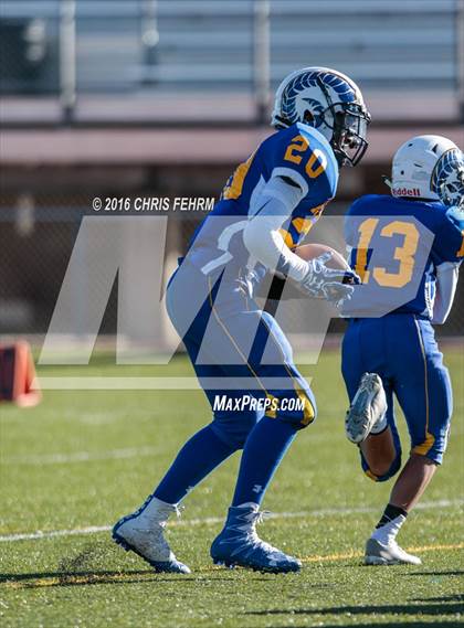 Thumbnail 2 in JV: Littleton vs Rampart photogallery.