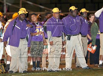 Thumbnail 2 in Lynwood vs. Dominguez photogallery.