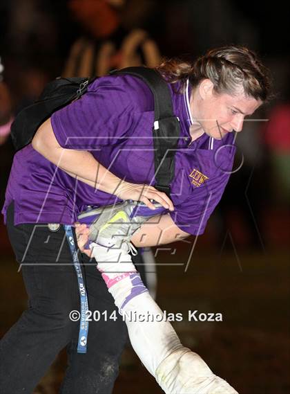 Thumbnail 3 in Lynwood vs. Dominguez photogallery.
