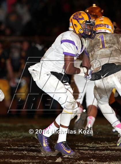 Thumbnail 3 in Lynwood vs. Dominguez photogallery.