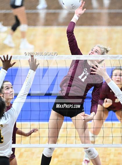 Thumbnail 3 in Cheyenne Mountain vs. Pueblo County  (CHSAA 4A 1st Round) photogallery.