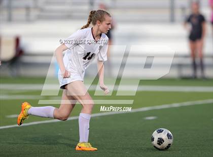 Thumbnail 3 in Round Rock @ Dripping Springs (UIL 6A Regional Quarterfinals) photogallery.