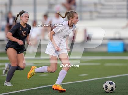 Thumbnail 2 in Round Rock @ Dripping Springs (UIL 6A Regional Quarterfinals) photogallery.